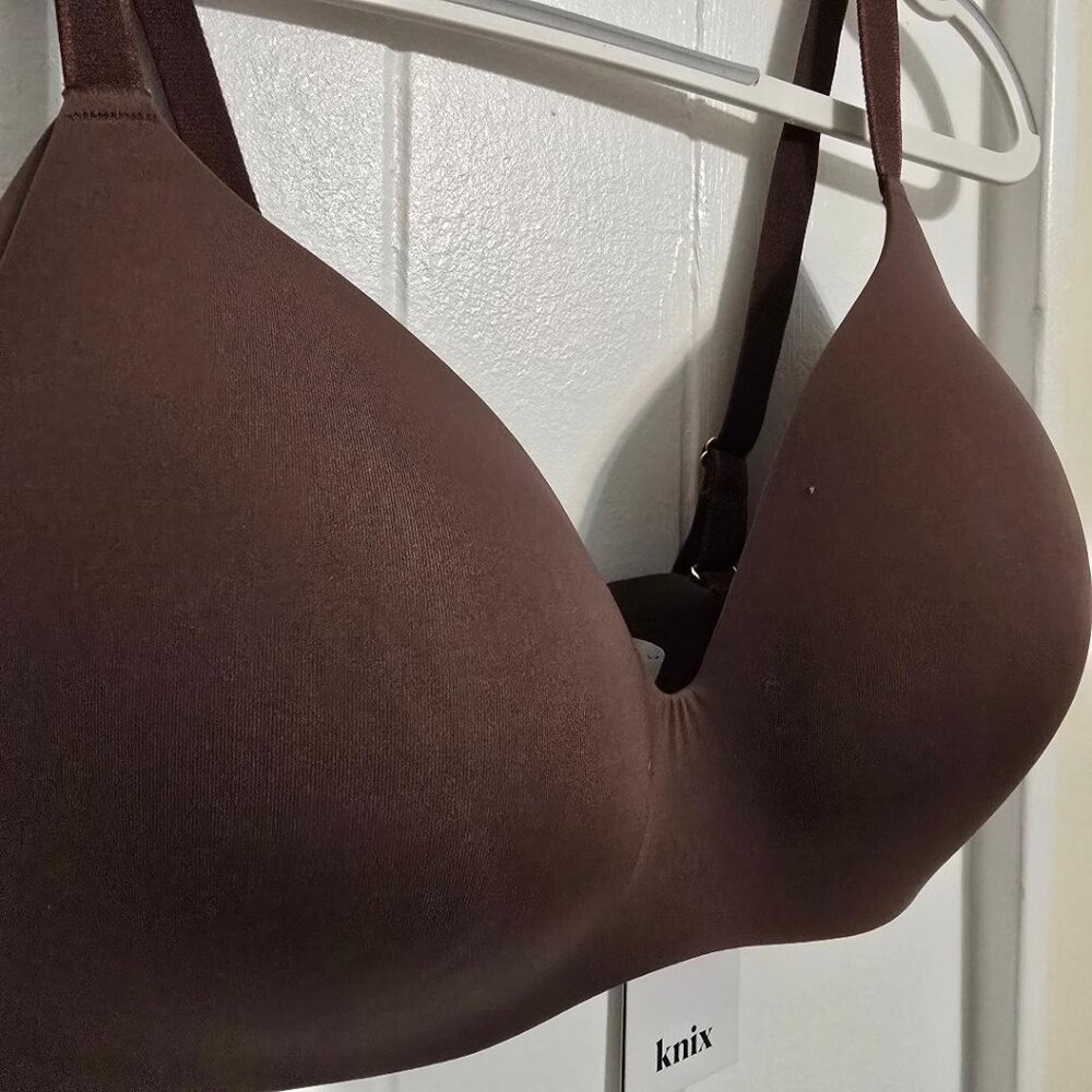 NWT 34D (Sz7) Knix Brown Wireless Bra with inlet for side coverage multiple snap
